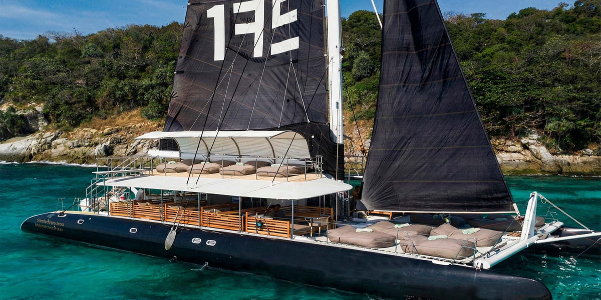 Аренда Party Catamaran 74ft на Пхукете